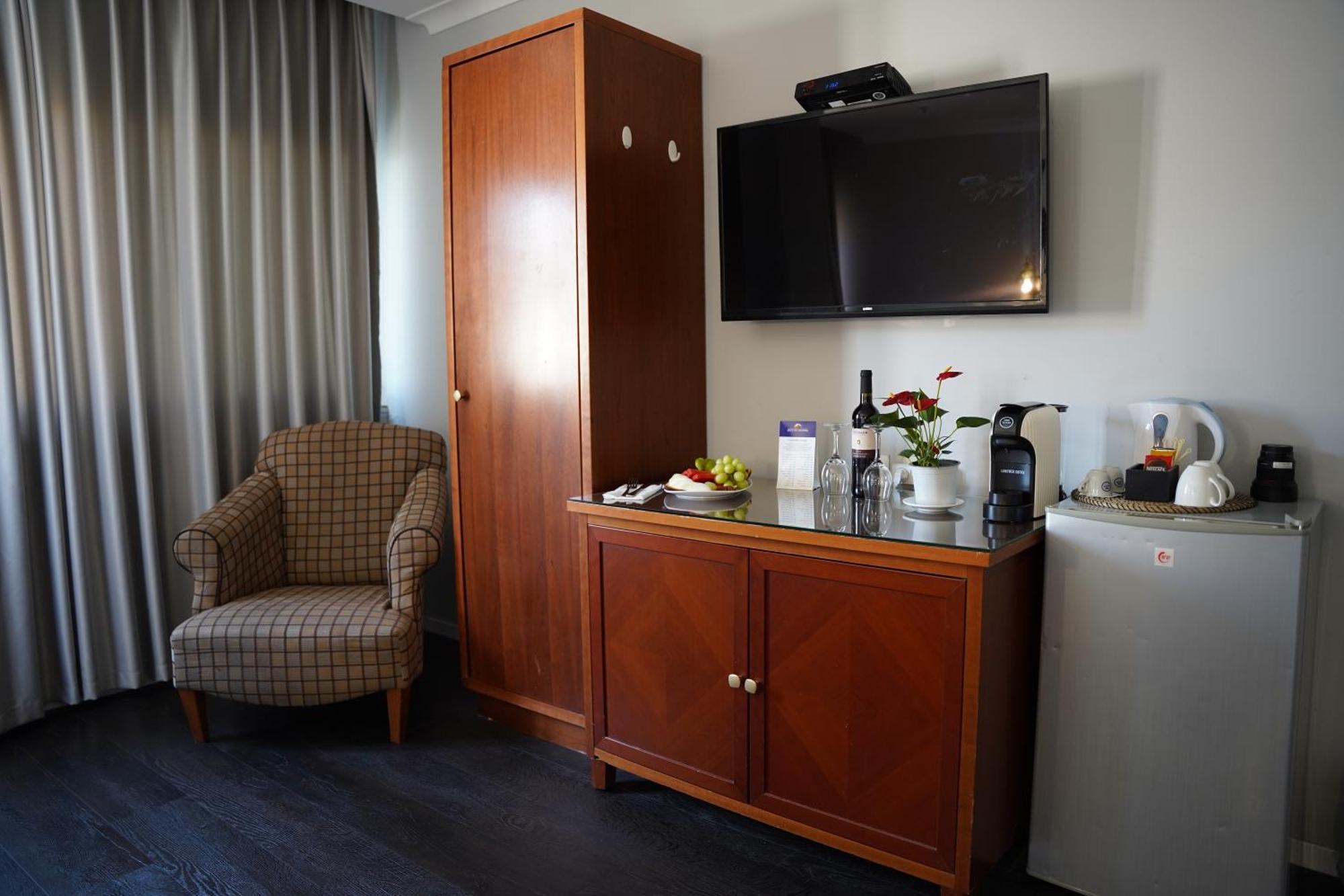 Spirit Of Herzl Hotel Jerusalem Exterior photo